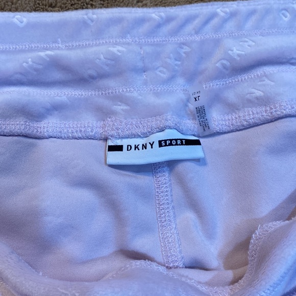 Brand new DKNY Sport women’s velour joggers - Picture 4 of 5